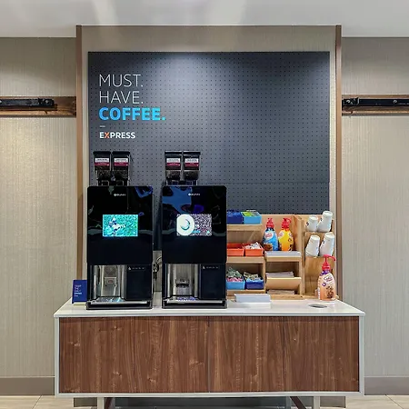 Holiday Inn Express & Suites Chicago - Hoffman Estates By Ihg