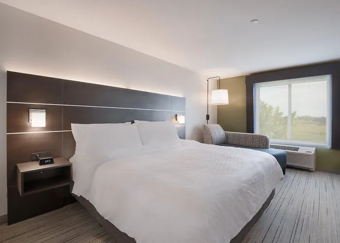 Hotel Express & Chicago - By Ihg