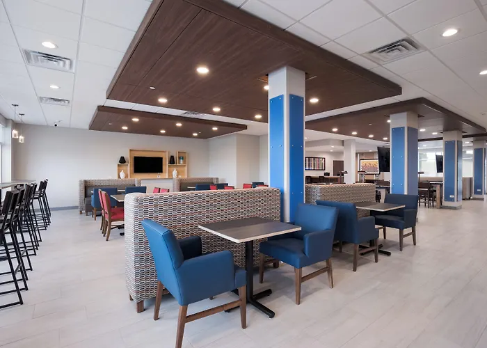 Express & Chicago - By Ihg 3* Hoffman Estates